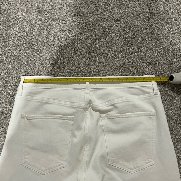 Agolde Toni Mid Rise Straight Jean in Glowed White Size 31 - Picture 8 of 9
